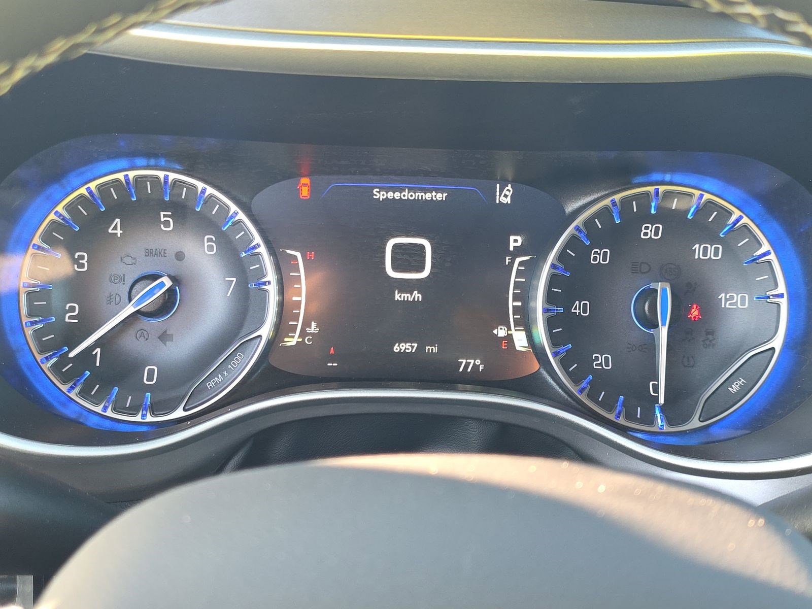 Used 2026 Chrysler Pacifica Select image 15