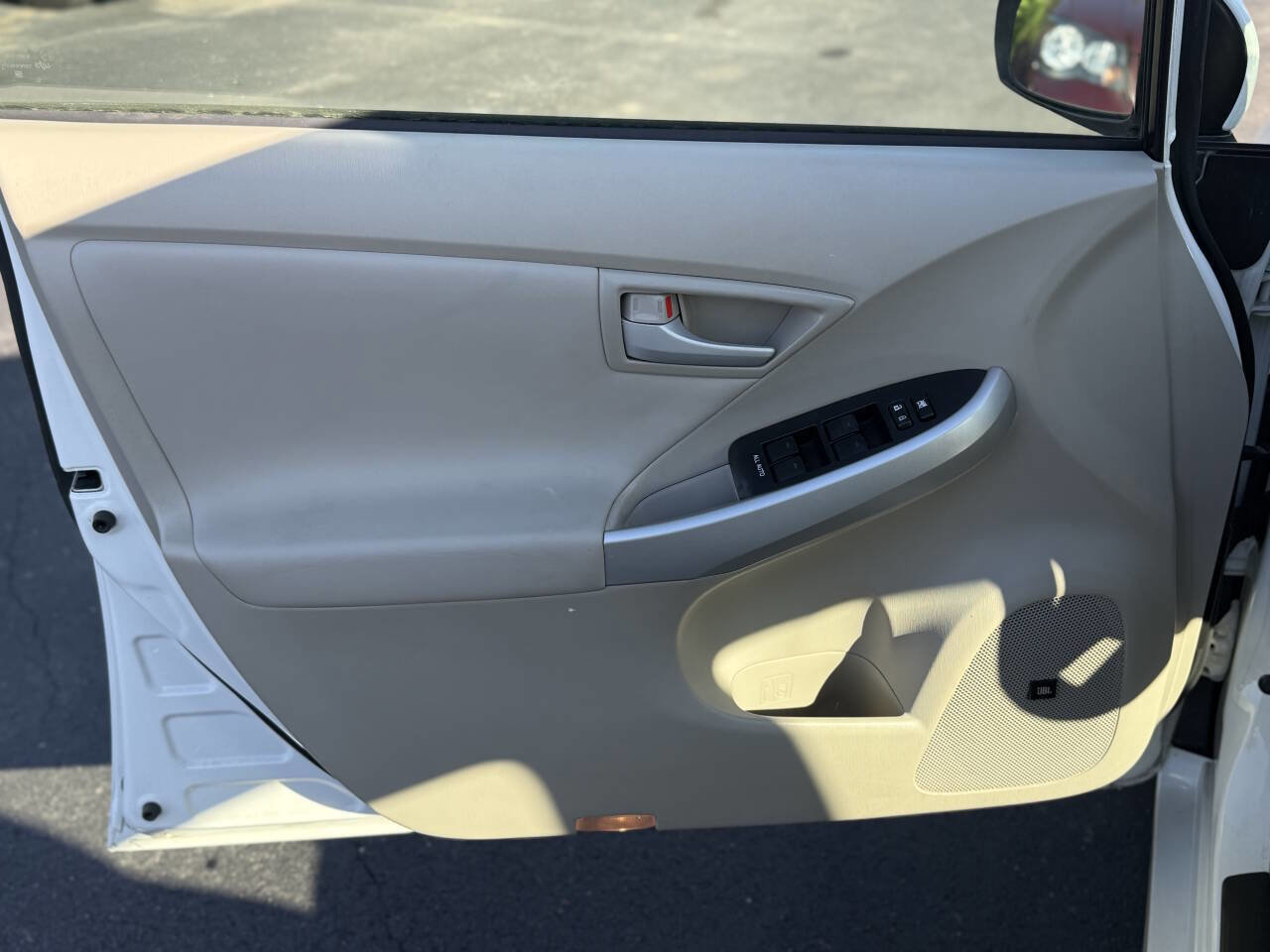 Used 2011 Toyota Prius Four w/ Navigation Pkg FWD image 9