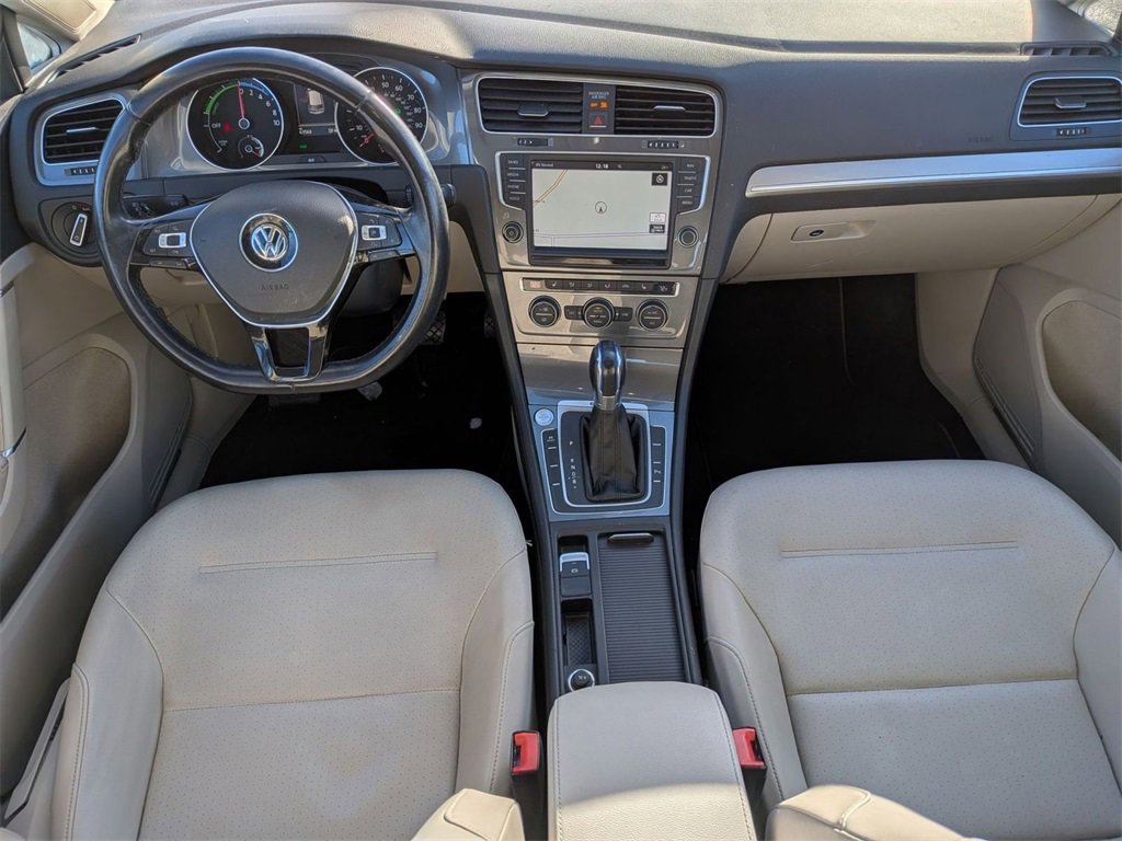 Used 2016 Volkswagen e-Golf SEL Premium image 26
