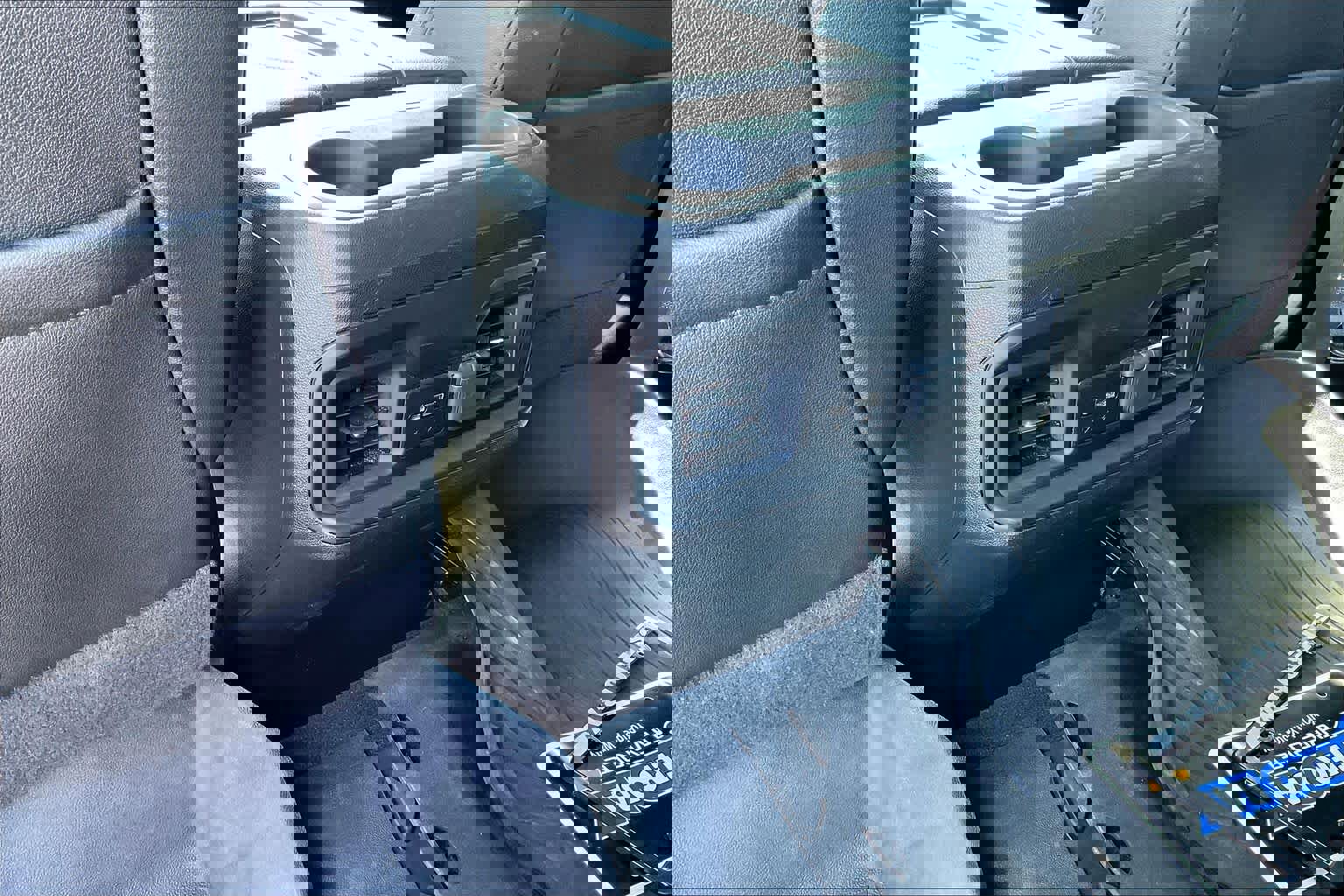 Used 2021 Chevrolet Silverado 1500 LT Trail Boss w/ Convenience Package II image 33