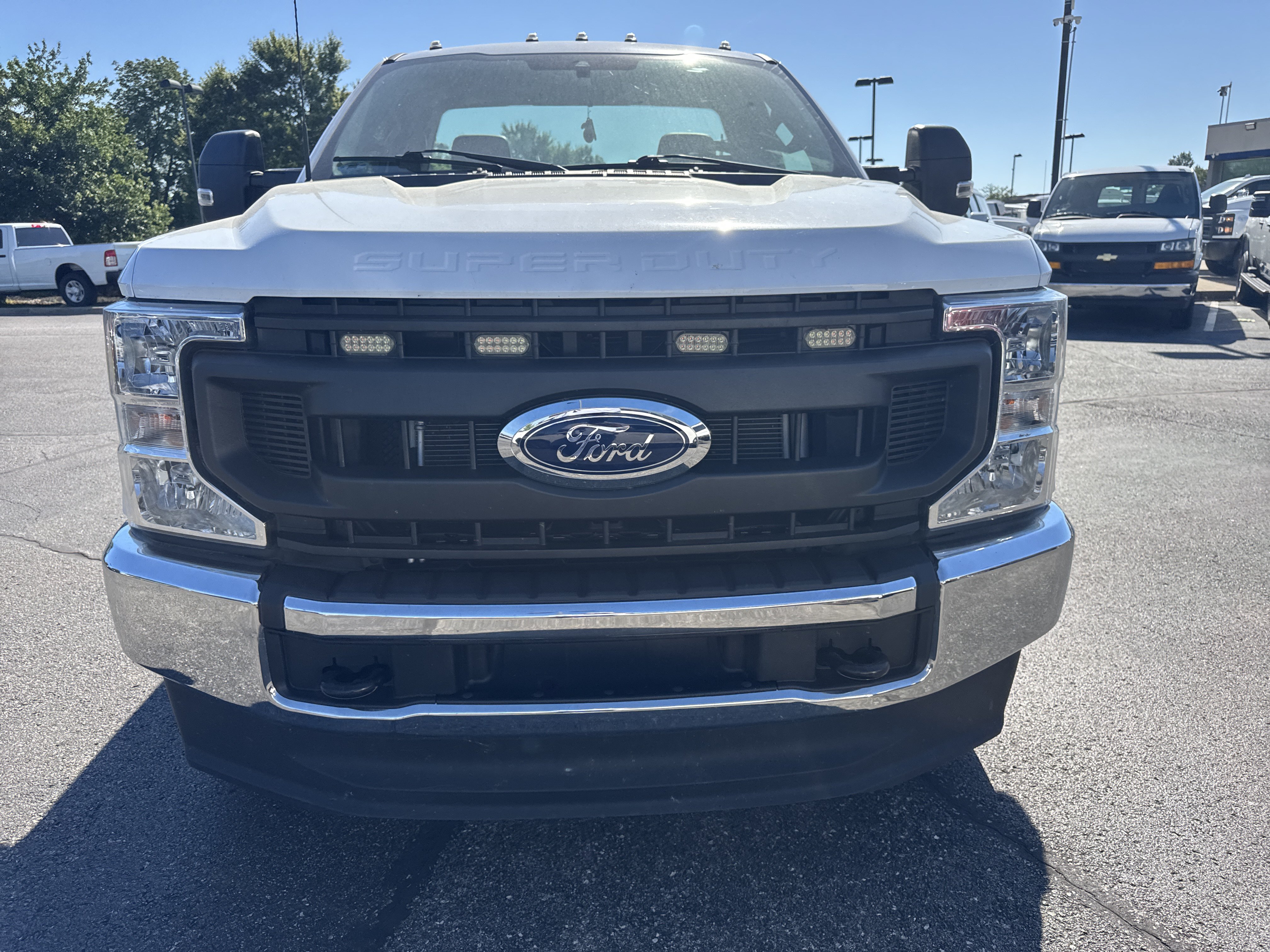 Used 2022 Ford F250 XL w/ Power Equipment Group AWD/4WD image 9
