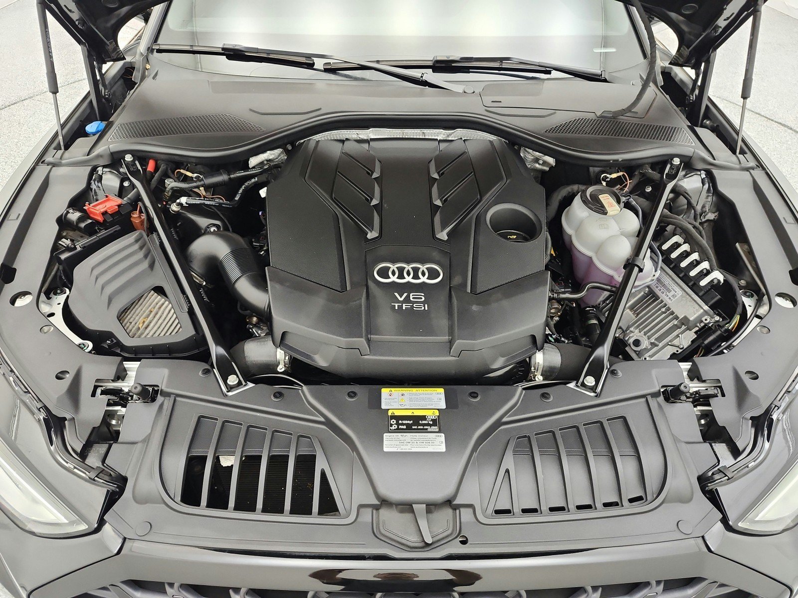 Used 2022 Audi A8 L 3.0T AWD/4WD image 17