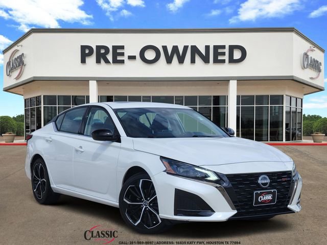 Used 2024 Nissan Altima 2.5 SR w/ SR Premium Package
