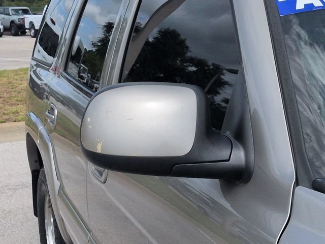 Used 2003 Chevrolet Tahoe LT AWD/4WD image 12