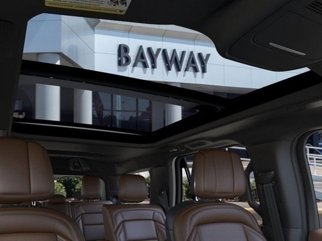New 2025 Lincoln Navigator Reserve image 22