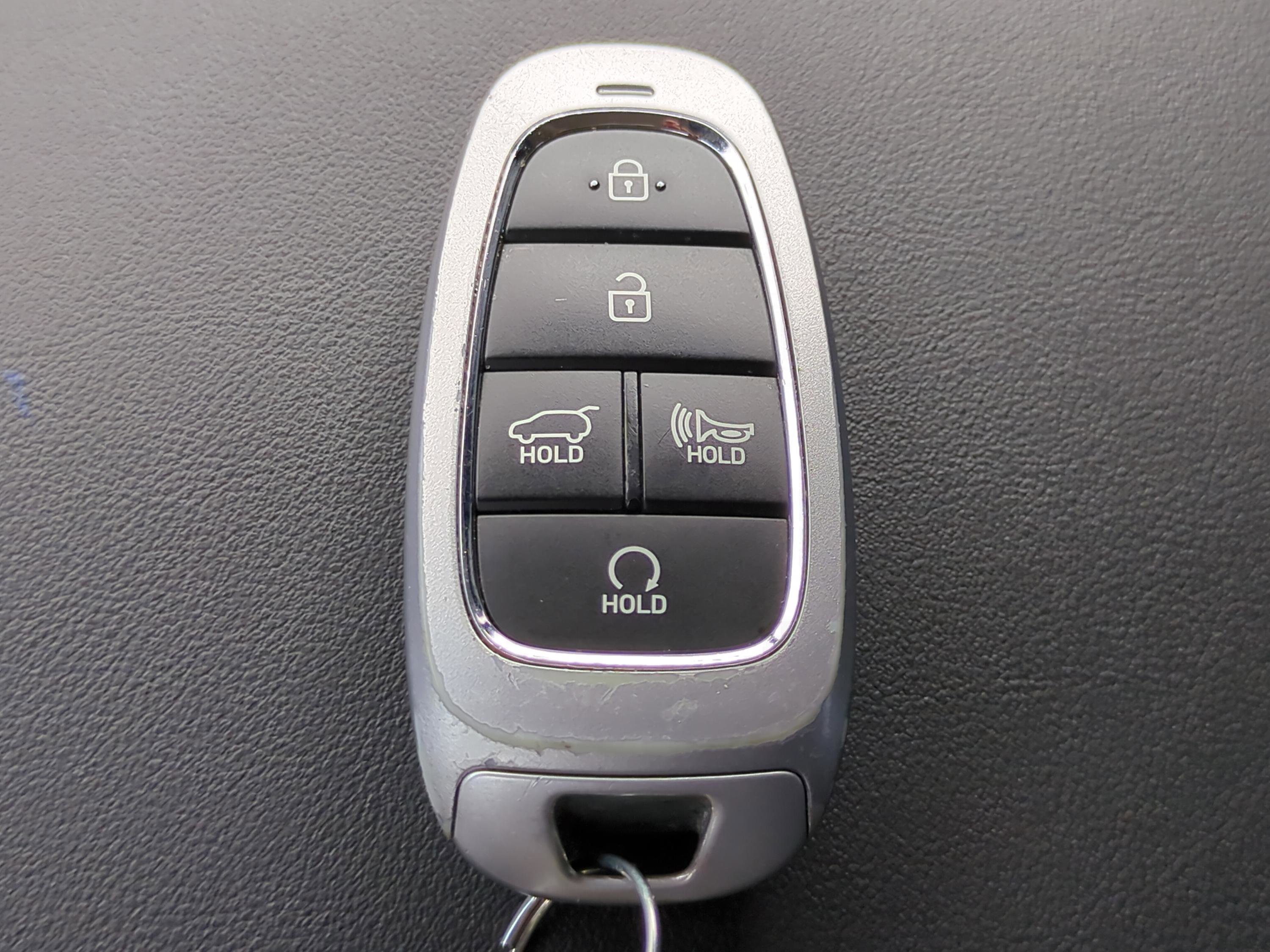 Used 2023 Hyundai Palisade Limited AWD/4WD image 26