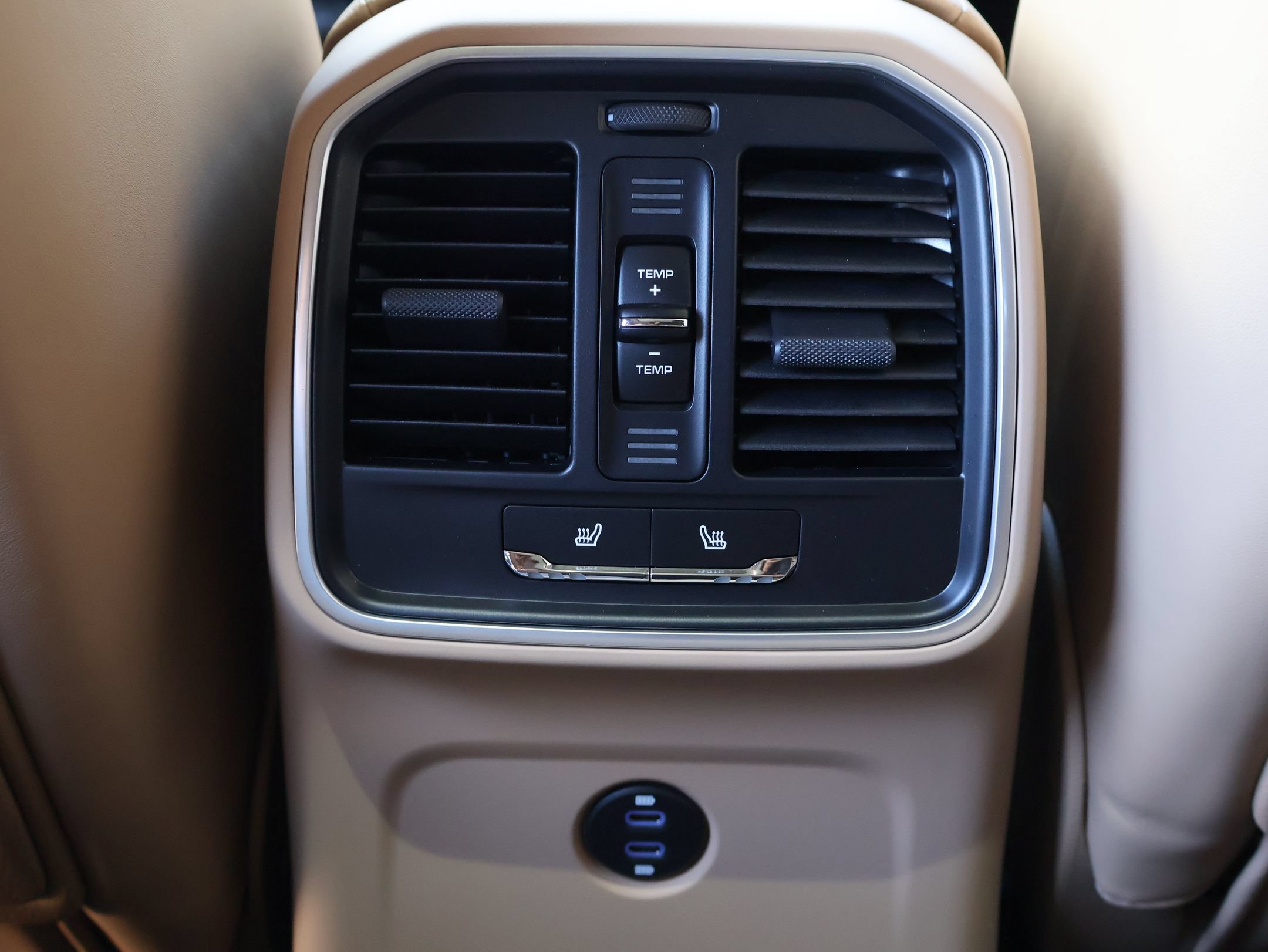 New 2026 Porsche Macan AWD/4WD image 22