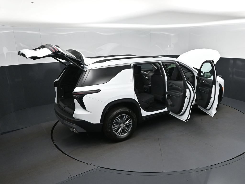 New 2026 Chevrolet Traverse LT FWD image 49