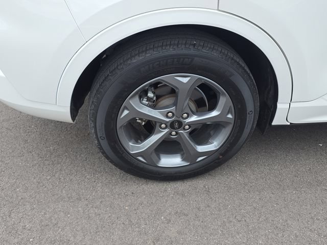 Certified 2024 Ford Escape ST-Line w/ Tech Pack #1 AWD/4WD image 9