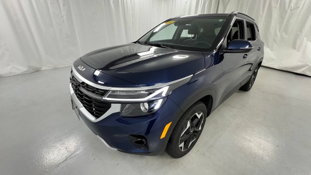 Used 2026 Kia Seltos EX AWD/4WD image 7