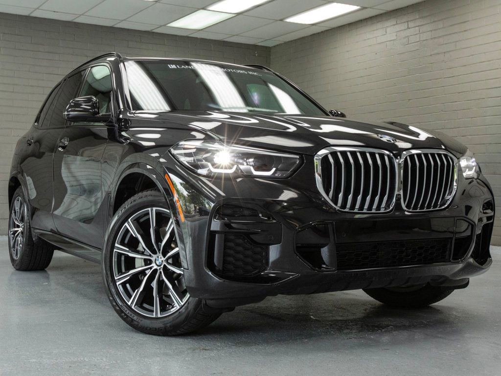 Used 2023 BMW X5 xDrive40i w/ M Sport Package image 1
