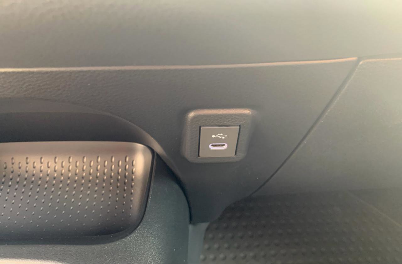 Used 2024 Toyota Corolla LE w/ LE Convenience Package FWD image 26