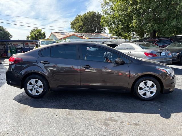 Used 2018 Kia Forte LX FWD image 5