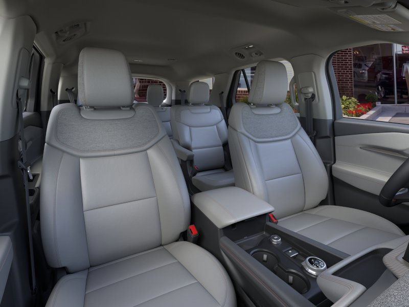 New 2026 Ford Explorer Active w/ Active Comfort Package AWD/4WD image 10