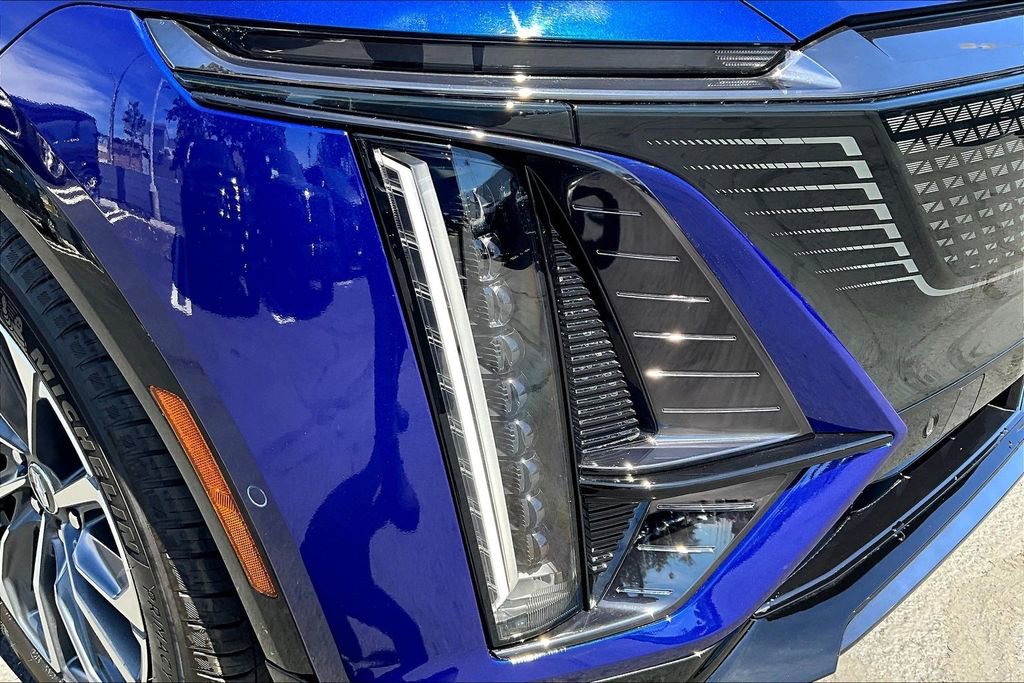 New 2026 Cadillac Lyriq Sport image 14