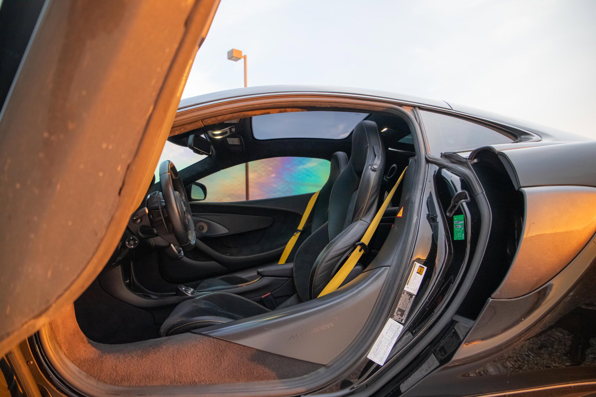 Used 2017 McLaren 570S image 15