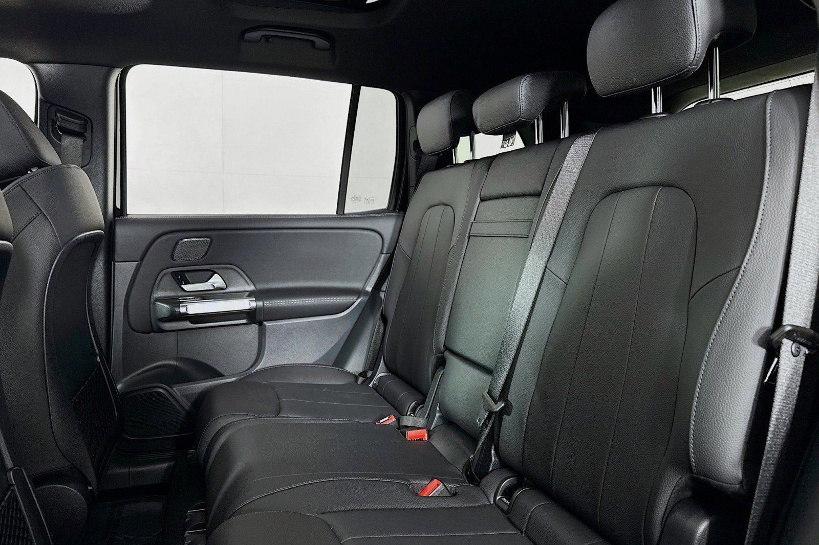 New 2026 Mercedes-Benz GLB 250 image 7