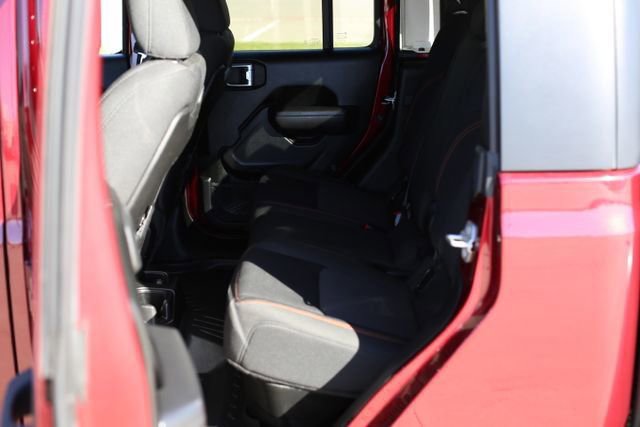 Used 2022 Jeep Gladiator Mojave w/ Trailer Tow Package image 24
