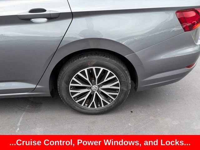 Used 2019 Volkswagen Jetta SE FWD image 6
