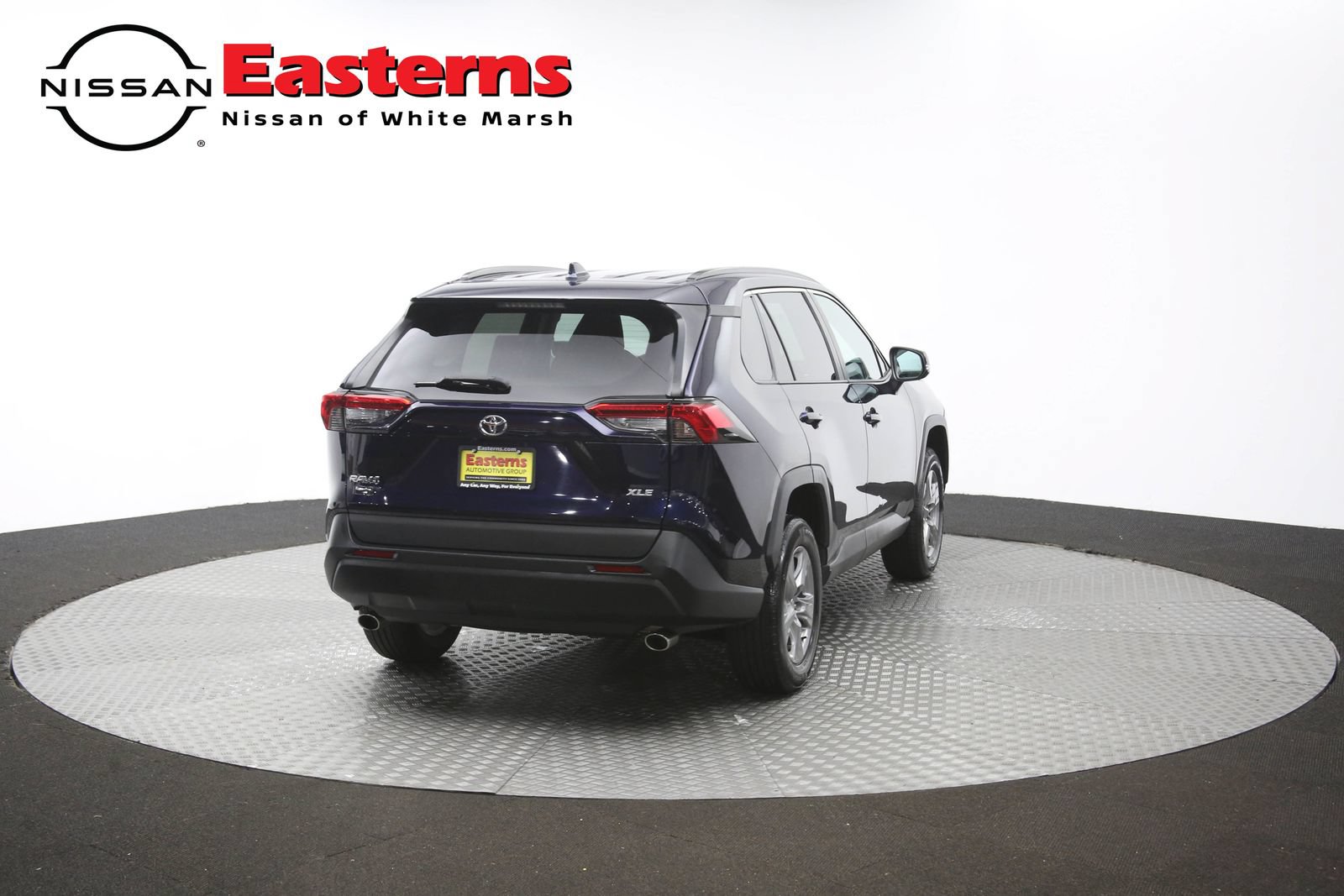 Used 2024 Toyota RAV4 XLE FWD image 37