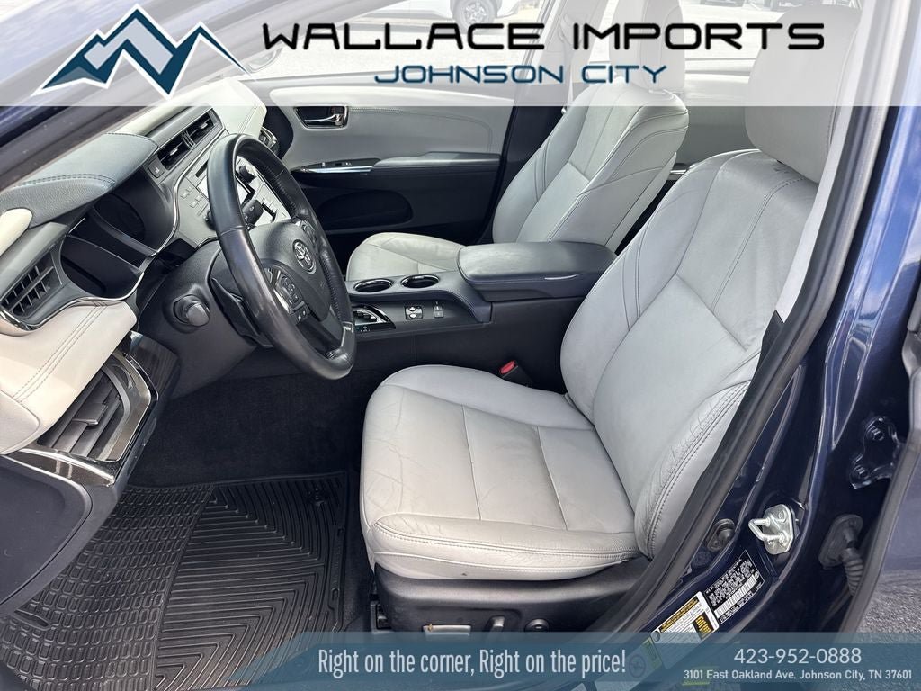 Used 2015 Toyota Avalon XLE Touring FWD image 14