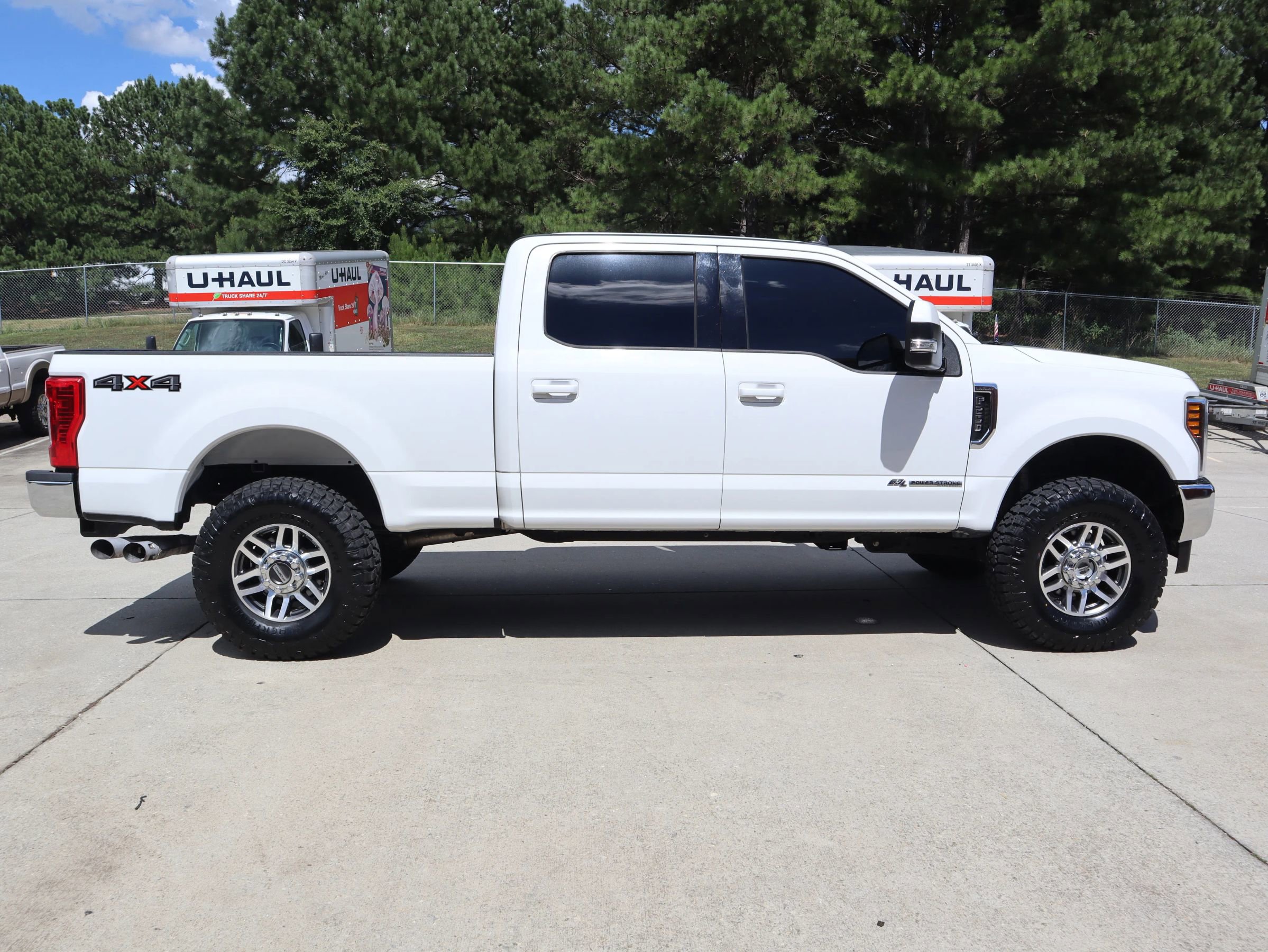 Used 2019 Ford F250 Lariat w/ Lariat Value Package image 7