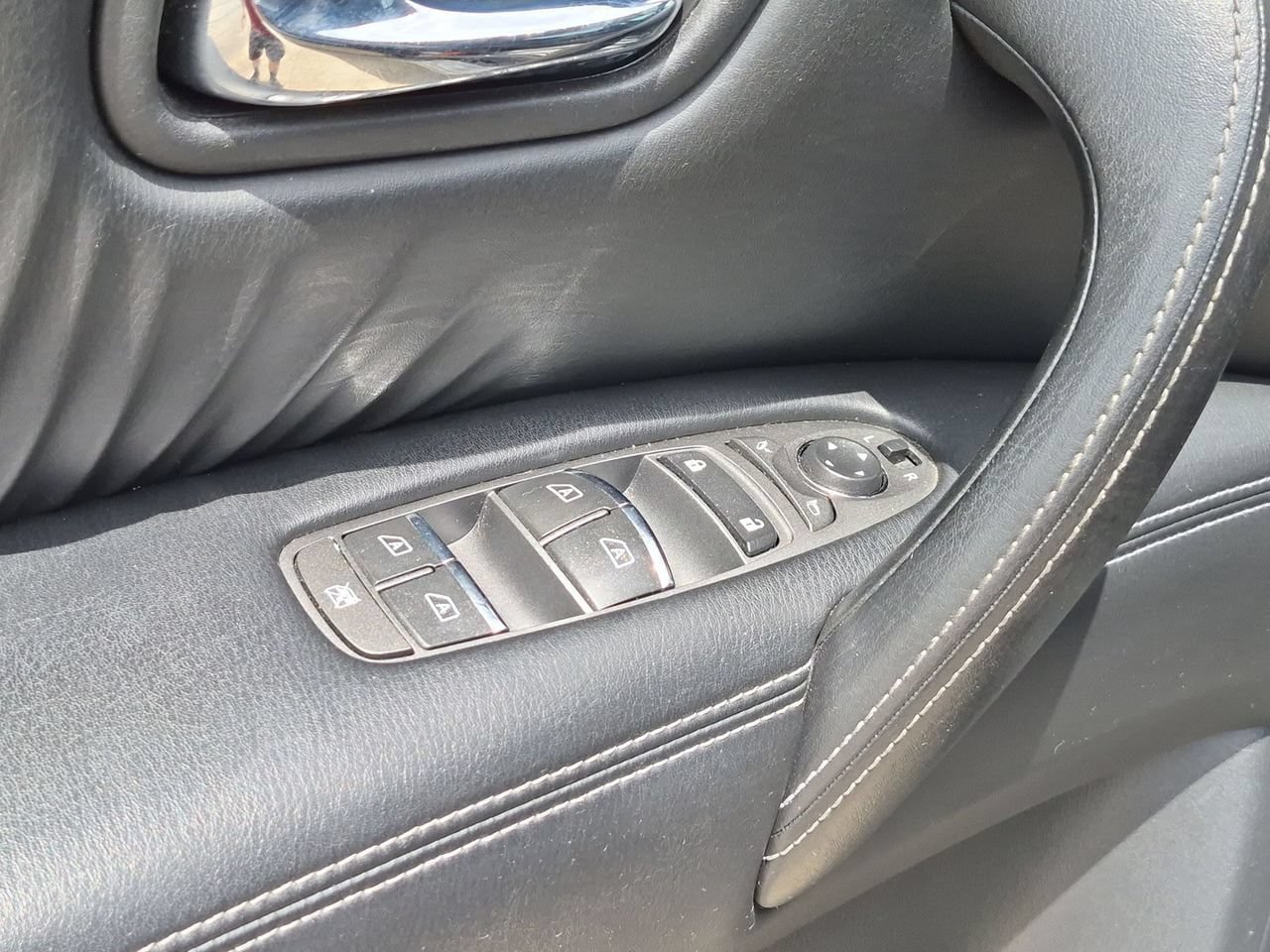 Used 2017 Nissan Armada SL RWD image 9