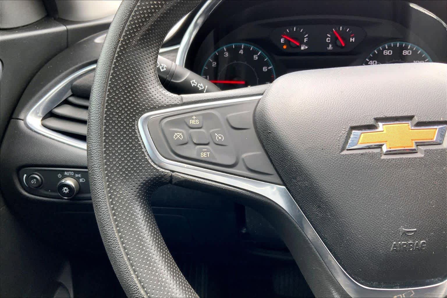 Used 2019 Chevrolet Malibu LT image 24