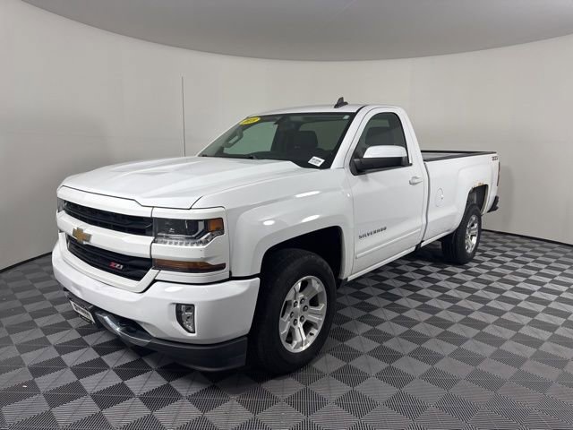Used 2018 Chevrolet Silverado 1500 LT w/ LT Convenience Package image 6
