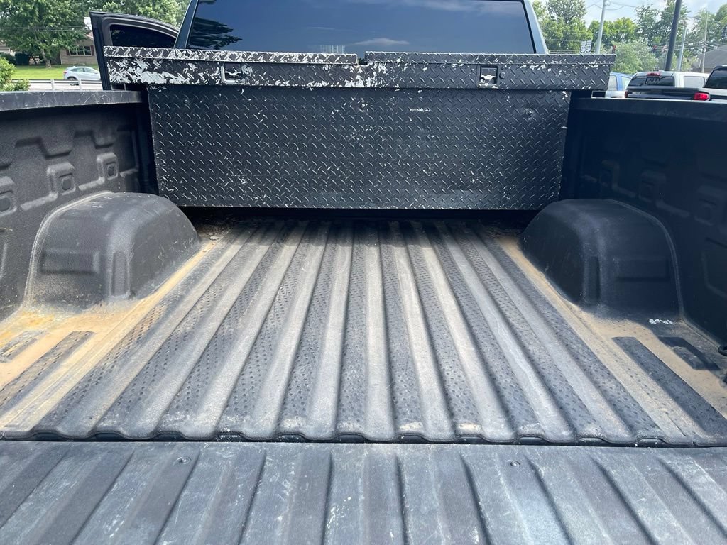 Used 2020 Chevrolet Silverado 1500 RST AWD/4WD image 12