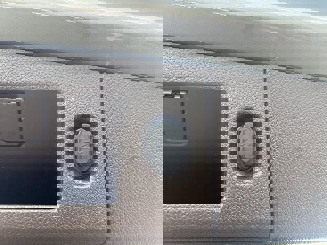 Used 2018 GMC Yukon Denali w/ Open Road Package image 25