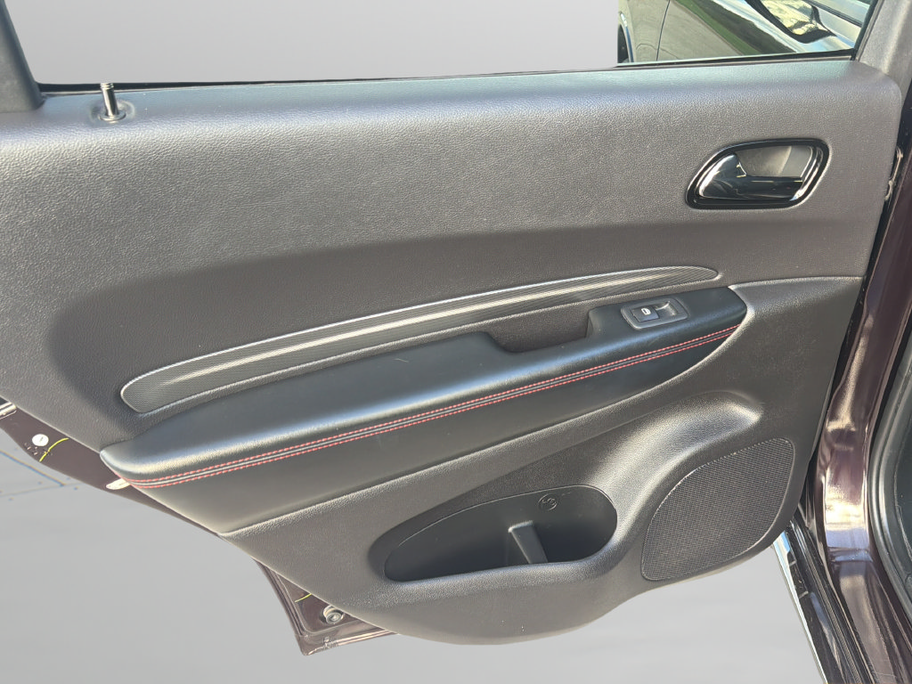 Used 2025 Dodge Durango GT AWD/4WD image 15