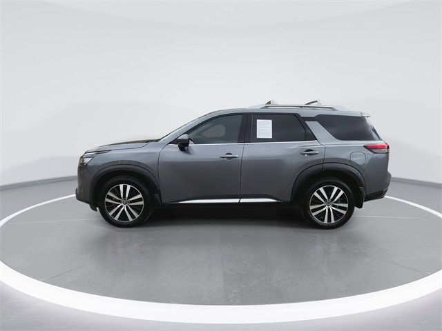 Used 2023 Nissan Pathfinder Platinum image 7