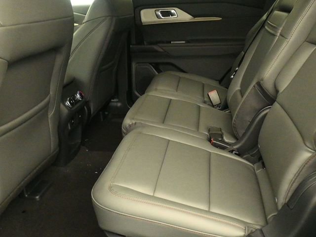 New 2026 Ford Explorer Active w/ Active Comfort Package image 10