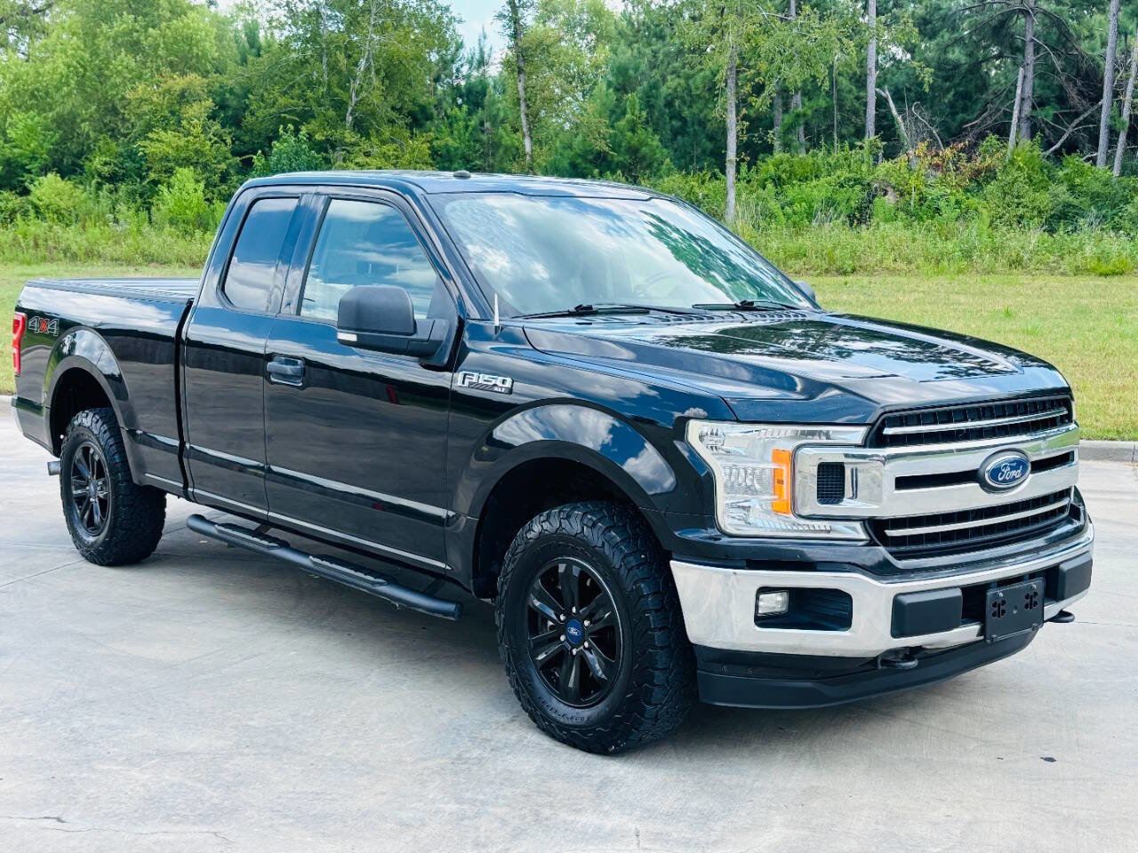 Used 2018 Ford F150 XLT w/ Equipment Group 301A Mid image 3
