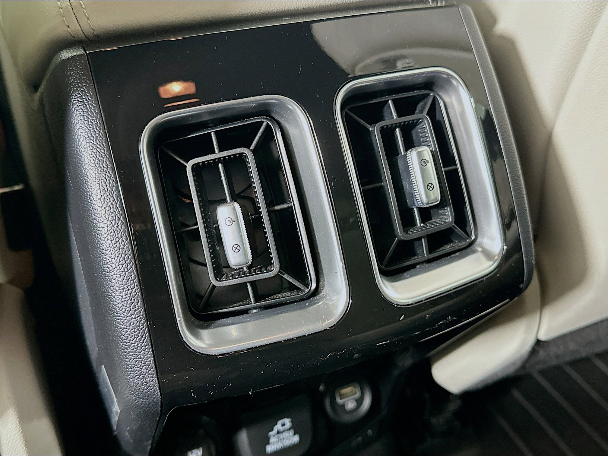 Used 2024 Kia Sorento SX Prestige image 27