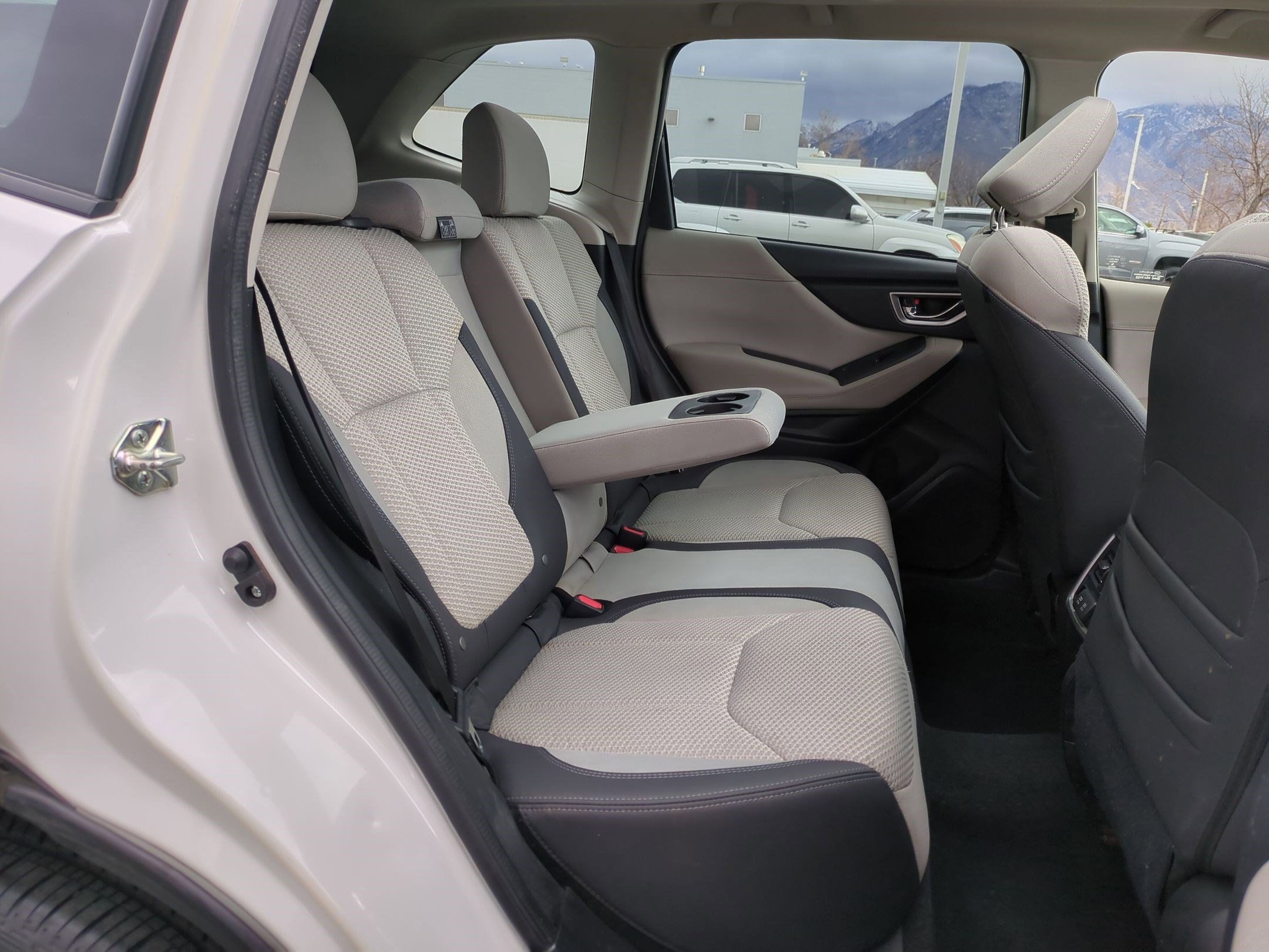 Used 2022 Subaru Forester Premium image 30