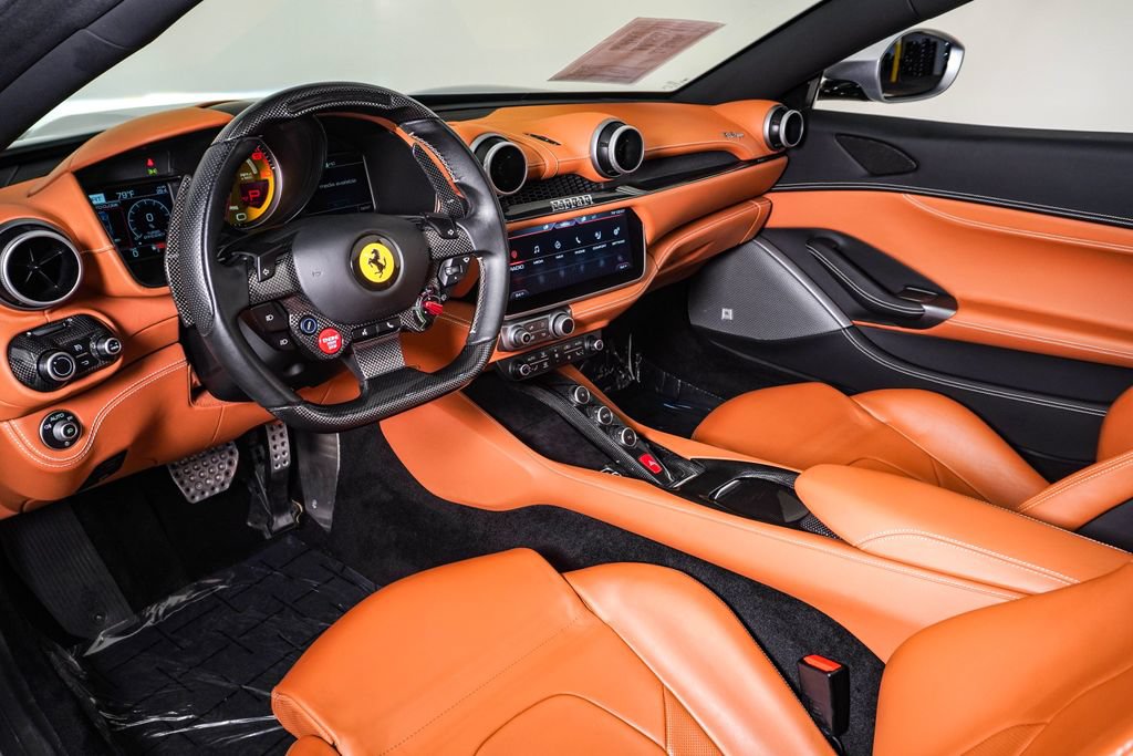 Used 2019 Ferrari Portofino RWD image 24