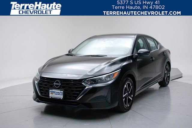 Used 2024 Nissan Sentra SV FWD image 1