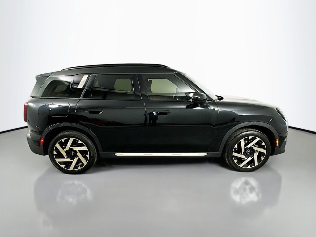 Certified 2025 MINI Cooper Countryman S image 4