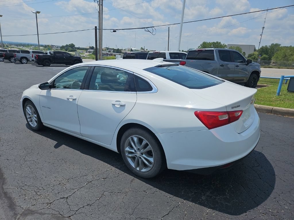 Used 2016 Chevrolet Malibu LT FWD image 9