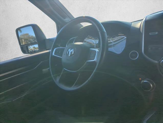 Used 2024 RAM 2500 Big Horn w/ Sport Appearance Package image 25