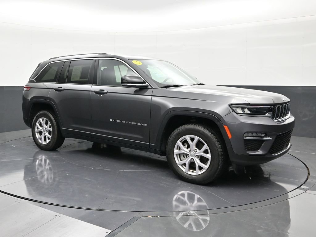 Used 2022 Jeep Grand Cherokee Limited image 7