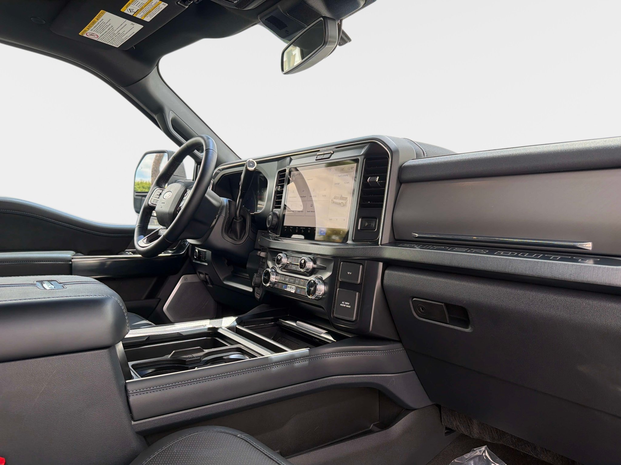 Used 2025 Ford F250 Platinum AWD/4WD image 18