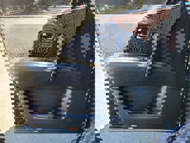 Used 2020 Nissan Armada Platinum image 27