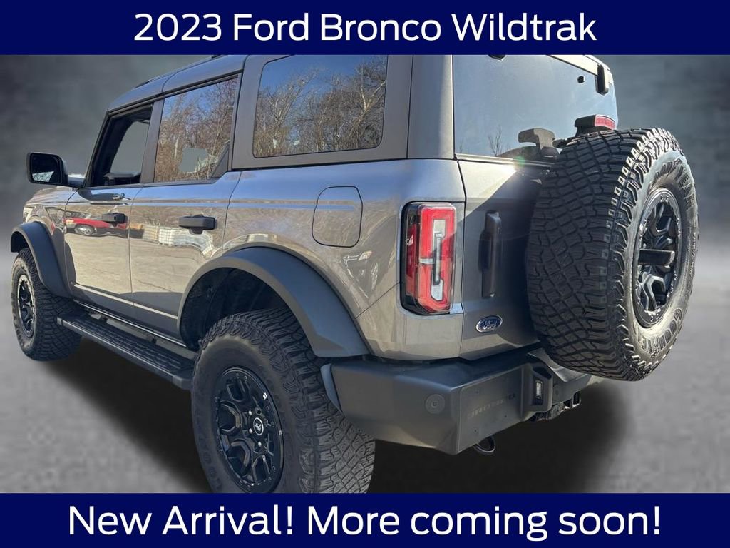 Used 2023 Ford Bronco Wildtrak image 3