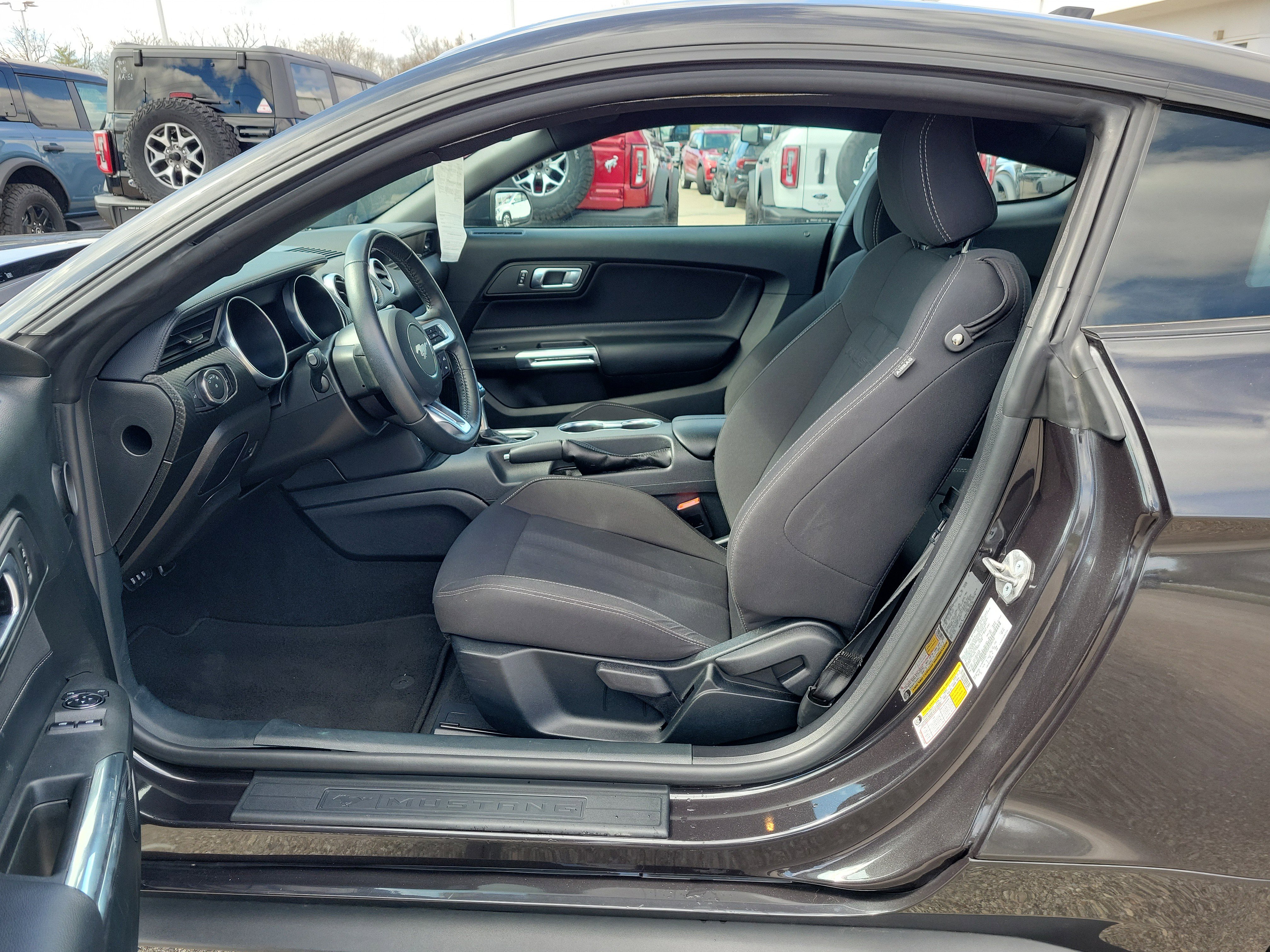 Used 2023 Ford Mustang Coupe image 11