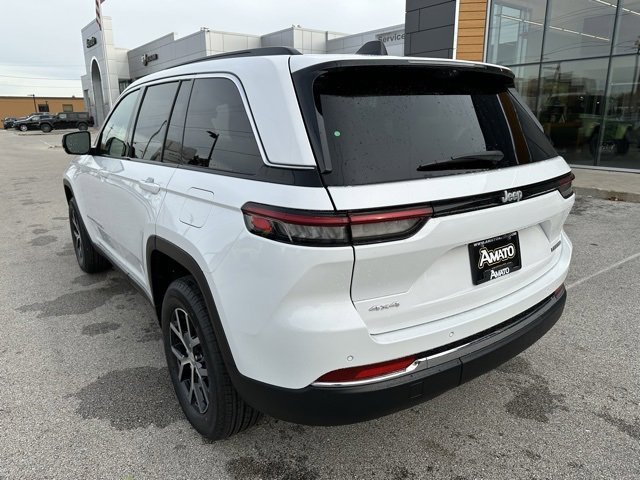 New 2026 Chrysler Pacifica Select image 8