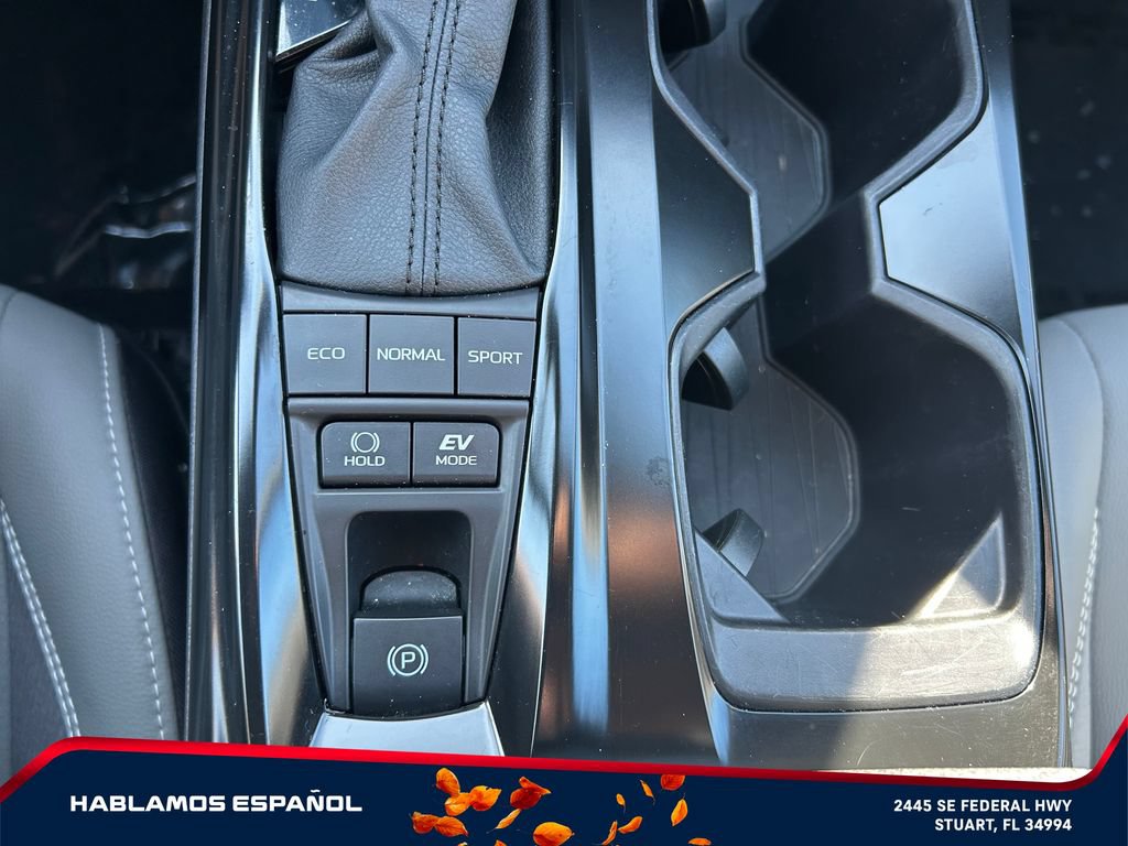 Used 2026 Toyota Camry SE FWD image 26