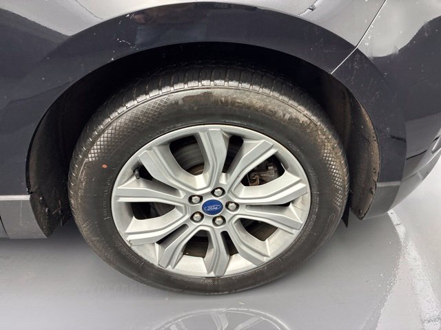Used 2019 Ford Edge Titanium AWD/4WD image 23